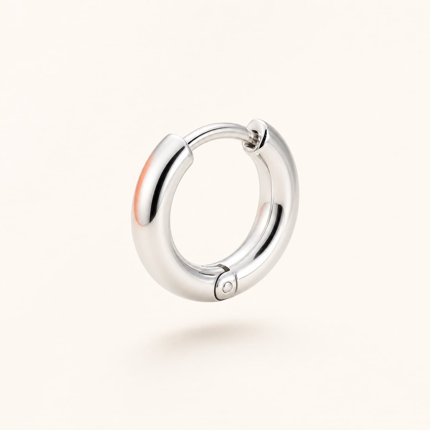 925 Silver Huggie 8 mm, shown as a single piece